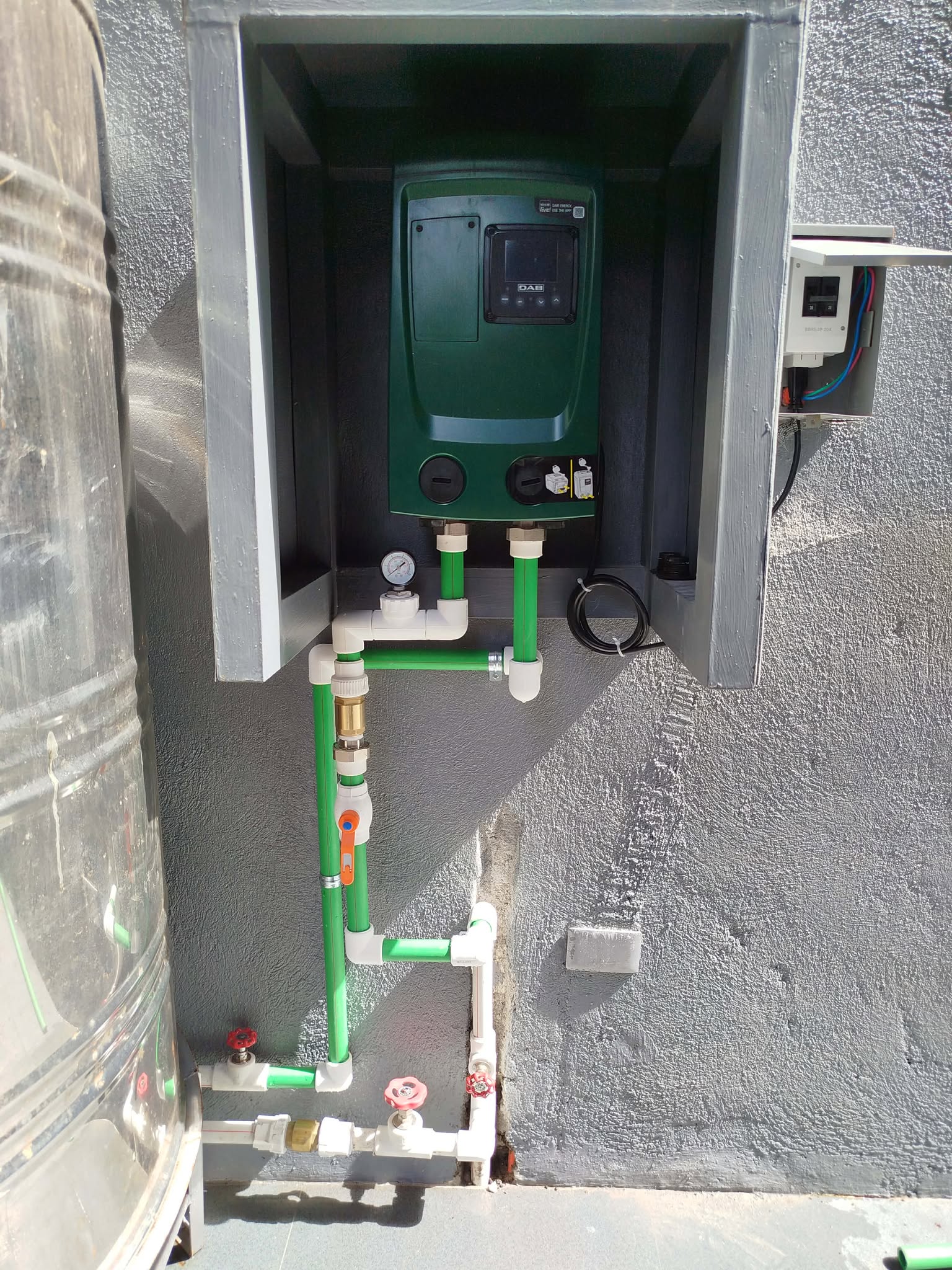 1 unit DAB Esymini3 and 1 unit BSTR-1000 with BI ladder at Parañaque City!