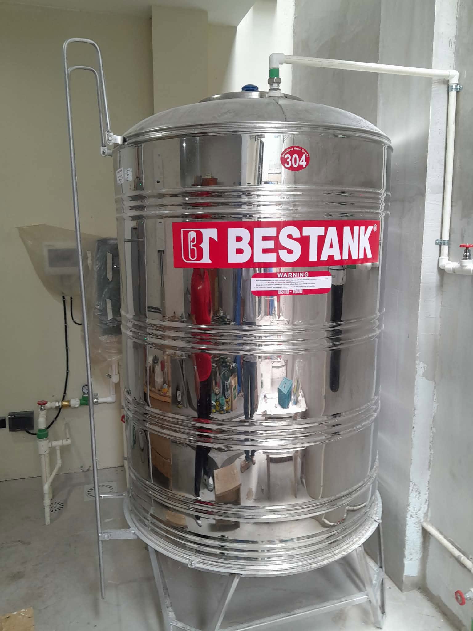 Bestank Stainless Steel Water Storage Tank (BSTR 1,500-Liter) and Stiebel Eltron Pre-Filter for Whole House Filtration Installed at New Manila, Brgy. Damayang Lagi, Quezon City